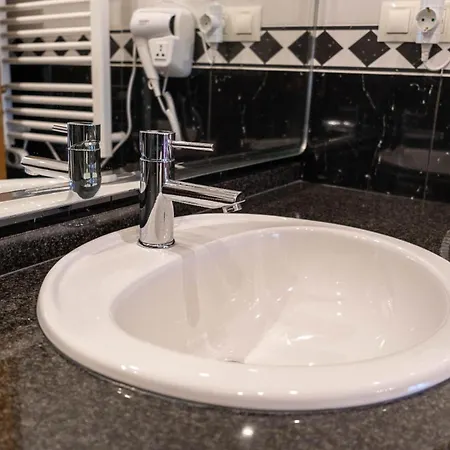 Elegancia & Carros 4* Penamaior