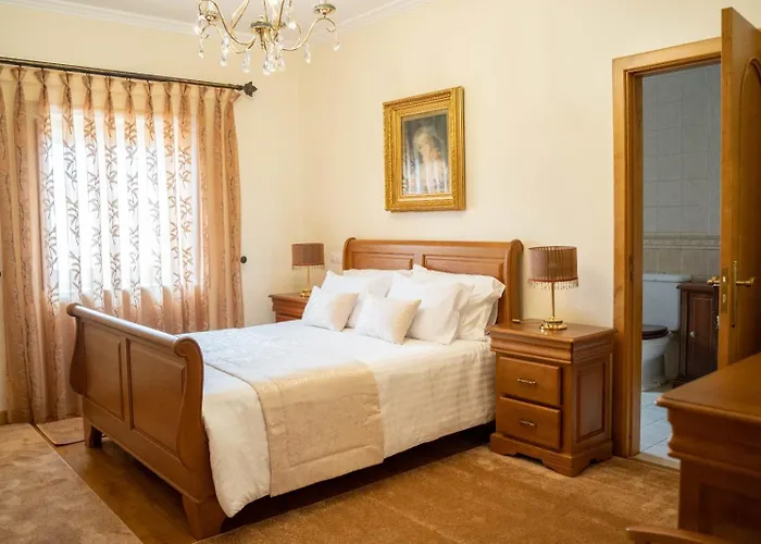 Elegancia & Carros فندق مبيت وإفطار Penamaior