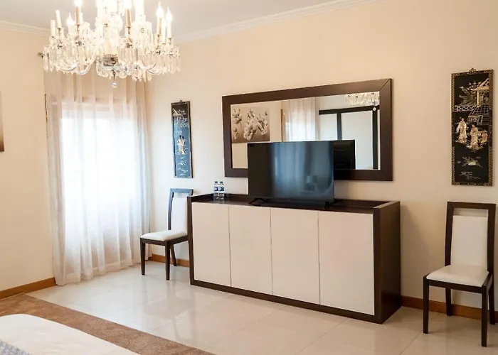 Bed & Breakfast Elegancia & Carros 4*