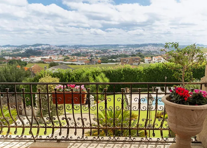 Elegancia & Carros Bed & Breakfast