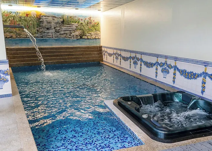 فندق مبيت وإفطار Elegancia & Carros 4*