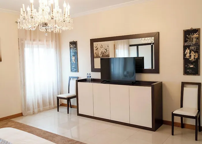 Bed & Breakfast Elegancia & Carros